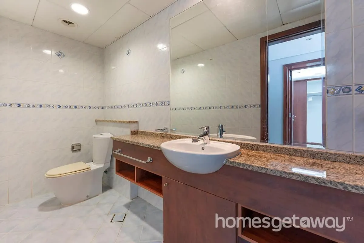 Large 1Br With Lake View In Jlt - Close To Metro Dubai Apartment